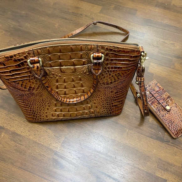 Brahmin Handbag/Wallet Authentic - Picture 3 of 6